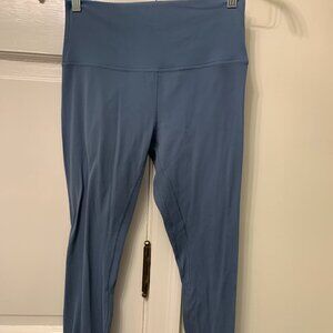 Lululemon Leggings in Petrol Blue, size 8, 28”